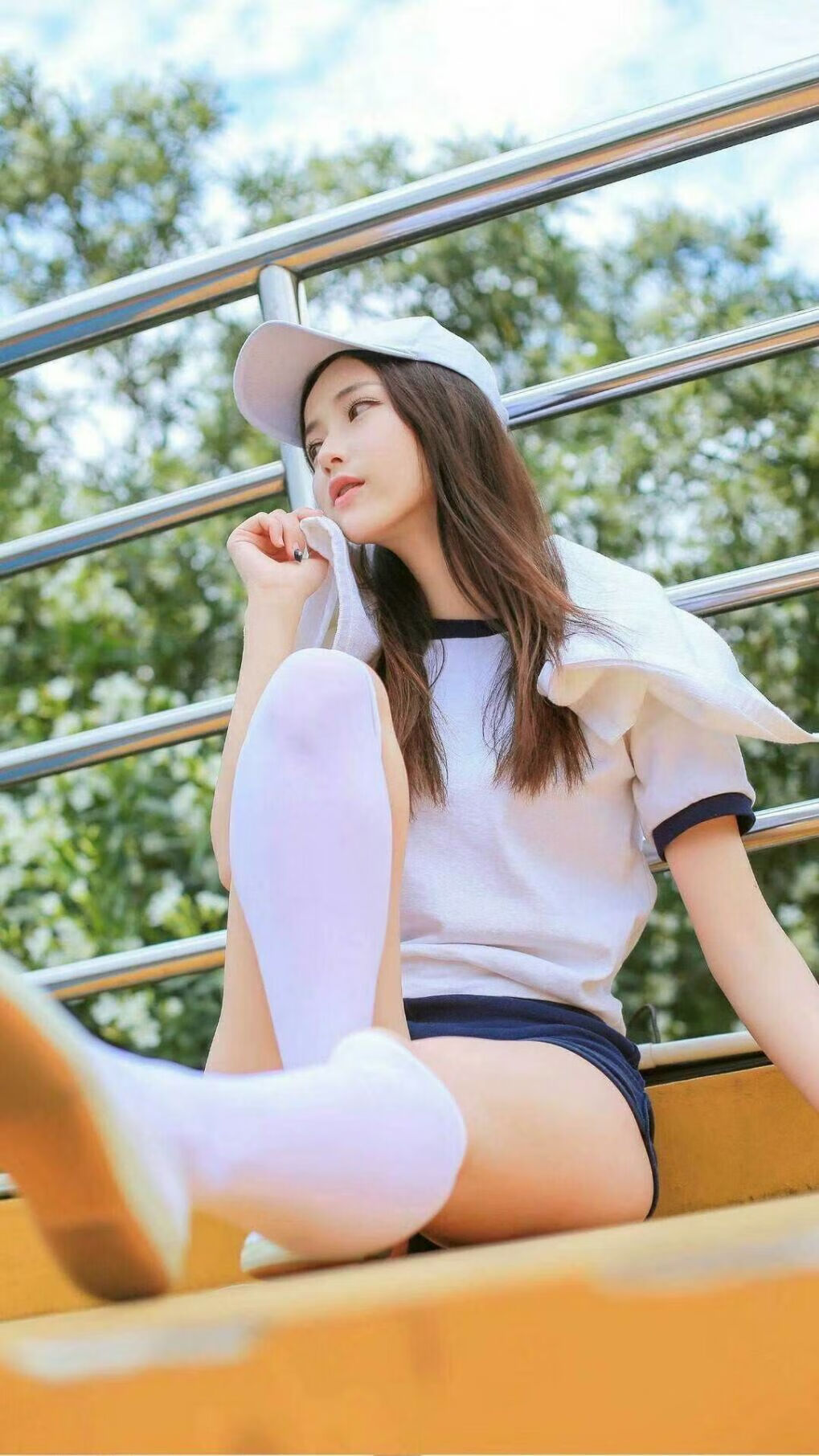 比赛宣传视频加入手语翻译版本，手语比赛致辞